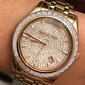✨Like & I’ll discount: DIAMOND MICHAEL KORS WATCH